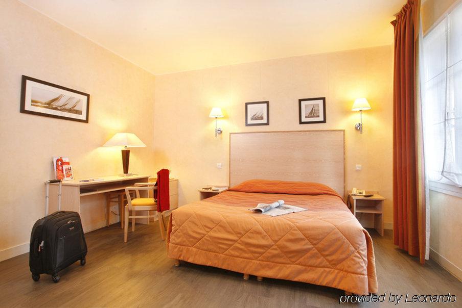Hotel The Originals Boutique, Des Marins,
